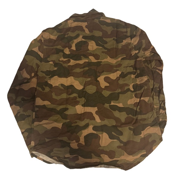 BLUE RAIN WOMEN'S CAMO LONG SLEEVE BUTTON DOWN - Picture 2 of 3